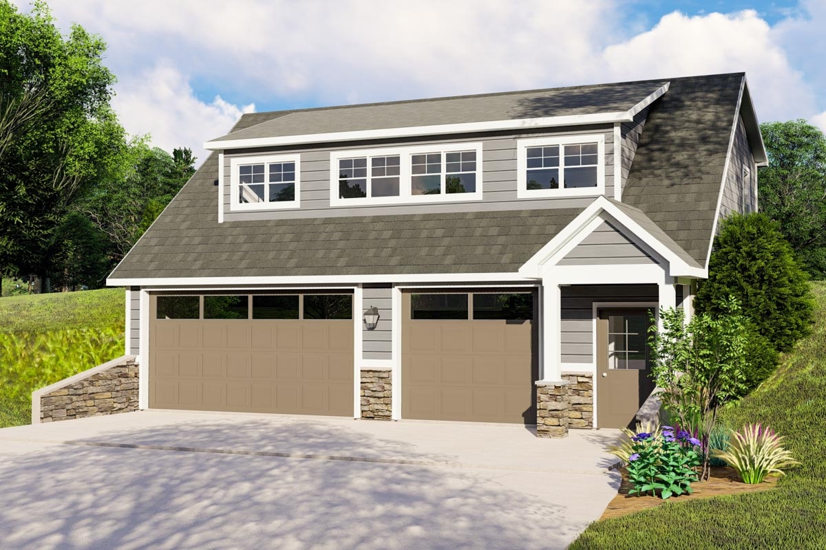 Traditional Carriage House With 3 Car Garage 135018GRA