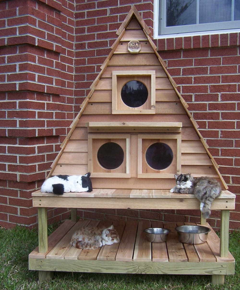 Outdoor Cat House For 3 6 Cats Customizable Free Shipping